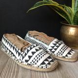American Eagle Outfitters Shoes | American Eagle Slip On Canvas Shoes | Color: Black/White | Size: 8
