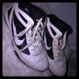 Nike Shoes | Nike Basketball Shoes | Color: Black/White | Size: 9.5