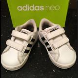 Adidas Shoes | Adidas Toddler Baseline Velcro Sneakers | Color: Black/White | Size: 4bb