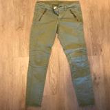 American Eagle Outfitters Pants & Jumpsuits | Army Green Low Rise Skinny Pants | Color: Green | Size: 4