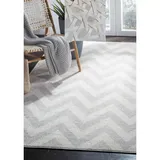 Safavieh Amherst Chevron Area Rug Collection, 5 X 8