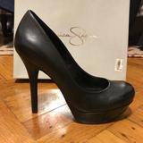 Jessica Simpson Shoes | Jessica Simpson Given Black Leather Pumps Size 7 | Color: Black | Size: 7