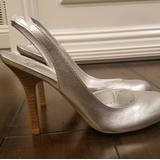 Jessica Simpson Shoes | Jessica Simpson Hendo Silver Metallic Leather Pump | Color: Silver | Size: 6
