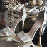 Nine West Shoes | Champagne Silver Sparkly Stiletto Heels | Color: Silver | Size: 7