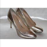 Michael Kors Shoes | Michael Kors Metallic Gold Leather Pumps | Color: Gold | Size: 8.5