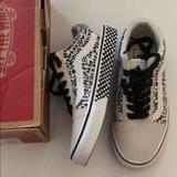 Vans Shoes | Nwbvans Old Skool | Color: Black/White | Size: 5