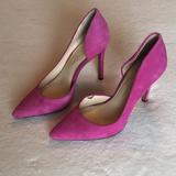 Jessica Simpson Shoes | Jessica Simpson Dorsay Pump In Fuchsia Sued | Color: Pink | Size: 7.5