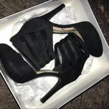 Jessica Simpson Shoes | Closed Round Toe Heels | Color: Black | Size: 10