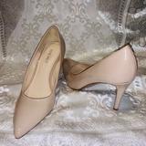 Nine West Shoes | Free Nine West Patent Leather Low Stiletto Heel | Color: Cream | Size: 8
