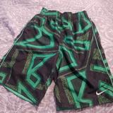 Nike Swim | Nike Boys Medium Swim Trunks | Color: Black/Green | Size: Mb