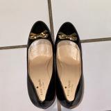 Kate Spade Shoes | Kate Spade Gold Bow Pumps | Color: Black | Size: 8.5