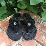 Coach Shoes | New Coach Suki A8382 Fringe Flower Thong Sandal 7 | Color: Black | Size: 7