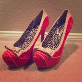 Jessica Simpson Shoes | Faux Suede Modern Vintage Heels | Color: Cream/Red | Size: 8