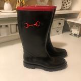 Gucci Shoes | Gucci Rain Rubber Boots With Red Hoursbilt | Color: Black/Red | Size: 38