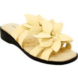 Extra Wide Width Women's The Paula Sandal by Comfortview in Pale Yellow (Size 8 WW)