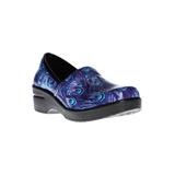 Women's Laurie Slip On by Easy Street in Purple Peacock Patent (Size 9 M)
