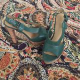 Nine West Shoes | Green Leather Nine West Platform Sandals | Color: Green/Tan | Size: 8.5