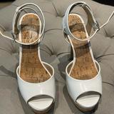 Jessica Simpson Shoes | Jessica Simpson White Patent Platform | Color: White | Size: 8