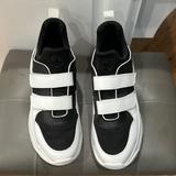 Michael Kors Shoes | Michael Kors White & Black Keeley Trainer Euc | Color: Black/White | Size: 10