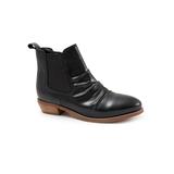 Women's Rockford Chelsea Boot by SoftWalk in Black (Size 7 1/2 M)