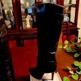 Nine West Shoes | High Heel Black Leather Boots Comes To The Knee Or Right Under 4 Worn2xs | Color: Black | Size: 9.5