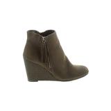 Mia Ankle Boots: Green Solid Shoes - Size 7 1/2