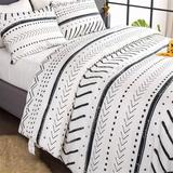 LAKEKYD Tribal 3 Piece Toddler Bedding Set 100% Cotton in Black/White | Wayfair LAKEKYDcee4b4b