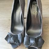 Jessica Simpson Shoes | Jessica Simpson Grey High Heels Use | Color: Black/Gray | Size: 9