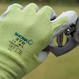 Showa green nitrile gardening gloves 370 - wet and dry grip - 2 sizes