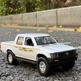 New 1/32 Toyota Tundra Pick Up Truck With Diecast Metal Model Car Toys With Sound Light Kids Gifts