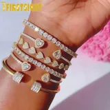 2022 New Iced Out Bling Opened Heart Charm Bracelet Gold Silver Golod Color AAA CZ Hearts Bangle For