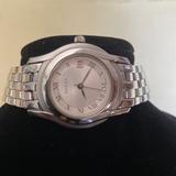 Gucci Accessories | Gucci 5500l Date Adjust Silver Dial Stainless Steel Water Resistant. | Color: Silver | Size: 7 Band