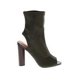 Cape Robbin Heels: Green Solid Shoes - Women's Size 6 - Peep Toe