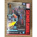 Hasbro Studio Series 05 Voyager Transformers Optimus Prime Action