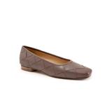 Women's Hanny Flats by Trotters in Taupe (Size 11 M)