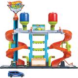 Hot Wheels City Mega Car Wash with 1 Colour Shifters Car