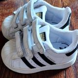 Adidas Shoes | Baby Boy Size 4k Adidas Velcro Strap Sneakers | Color: Black/White | Size: 4bb