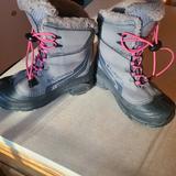 Columbia Shoes | Big Kids Rope Tow Waterproof Faux-Fur Trim Boot Size 3 | Color: Gray/Pink | Size: 3bb
