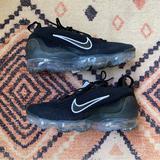 Nike Shoes | Nwt Nike Air Vapormax Flyknit 2021 Next Nature Black Womens Shoes | Color: Black/White | Size: 8