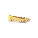 Cliffs by White Mountain Flats: Yellow Solid Shoes - Women's Size 9 1/2 - Round Toe
