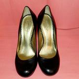 Jessica Simpson Shoes | Jessica Simpson Round Toe Pumps, 10b, Black | Color: Black | Size: 10 B