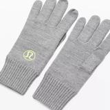 Lululemon Athletica Accessories | Lululemon Warm Revelation Wool Blend Gloves Tech Gray Ml Nwt | Color: Gray/Green | Size: Ml