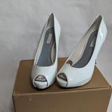 Nine West Shoes | Nine West Women's Bridal Hizzia Peep Toe Platform Pumps | Color: White | Size: 8