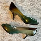 Jessica Simpson Shoes | Jessica Simpson Gorgeous Teal, Chartreuse And Black Ombr Peep Toe Pump Size 10. | Color: Black/Green | Size: 10
