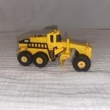 Caterpillar Cat Metal Diecast Construction Vehicle Grader