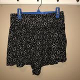 American Eagle Outfitters Shorts | Floral Shorts | Color: Black/White | Size: S