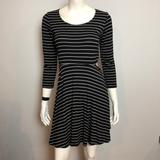 American Eagle Outfitters Dresses | American Eagle | Women’s Soft & Sexy Dress Size M | Color: Black/White | Size: 4