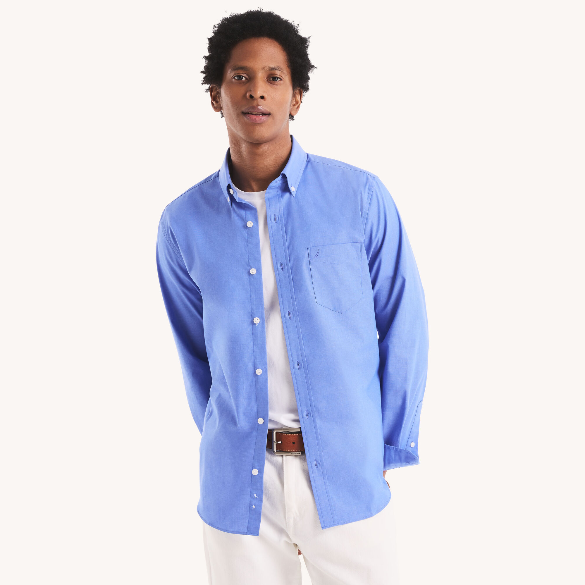 Nautica Men's Slim Fit Wrinkle-Resistant Deck Shirt 433 (Rolling River Wash), M