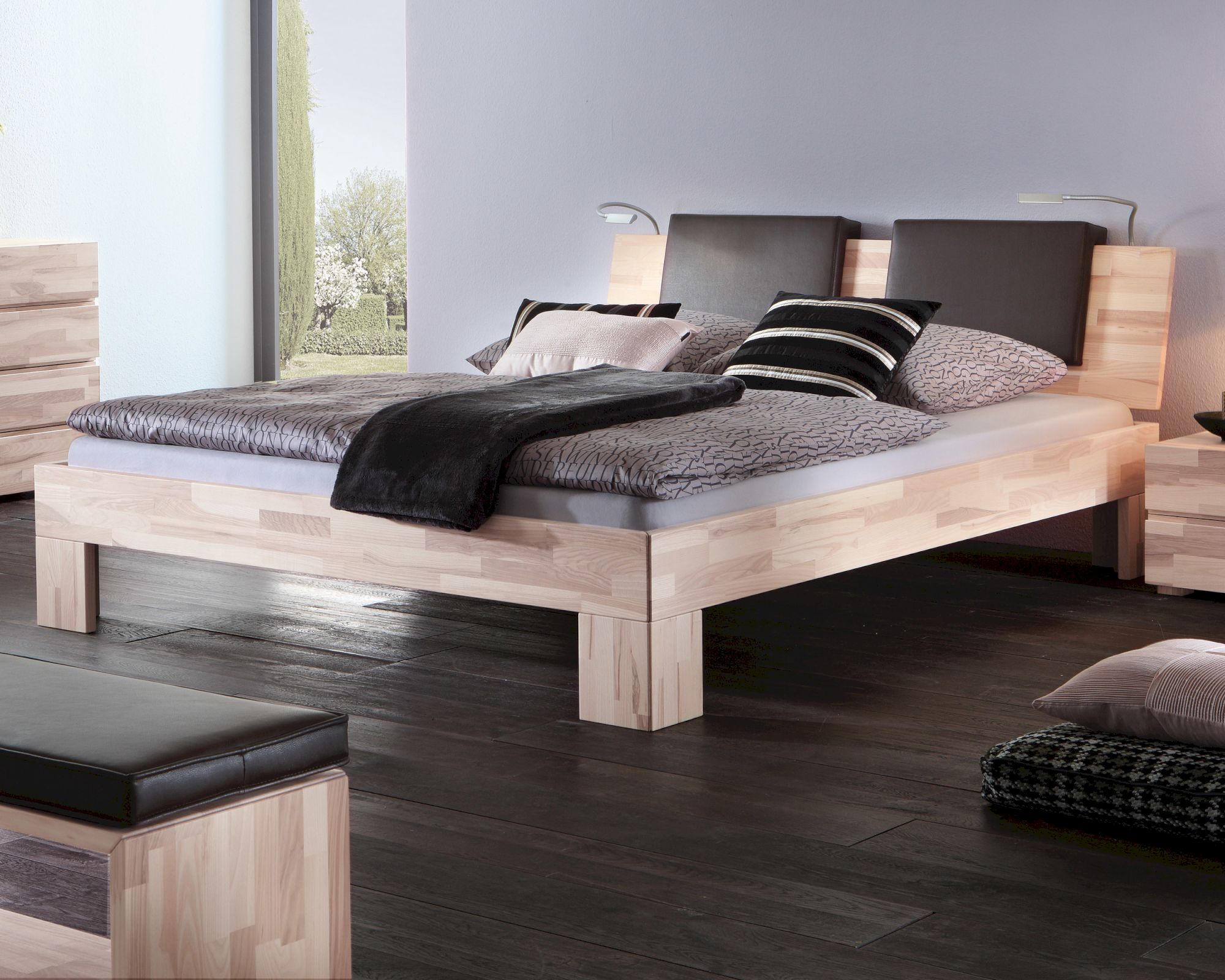 Hasena Wood-Line Massivholzbett Varus/Massa 140x200 cm Buche walnuss 20 cm Image