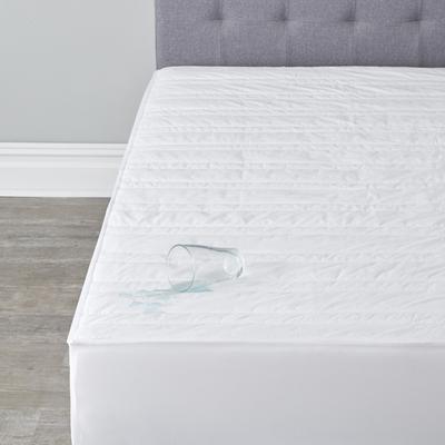 Soft & Dry Waterproof Pad by BrylaneHome in White (Size KING) Mattress Pad